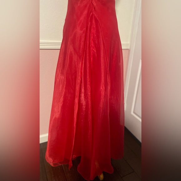 Vintage Gown - Picture 9 of 16